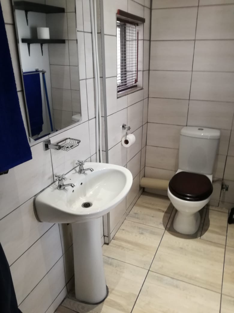 6 Bedroom Property for Sale in Bluewater Bay Western Cape